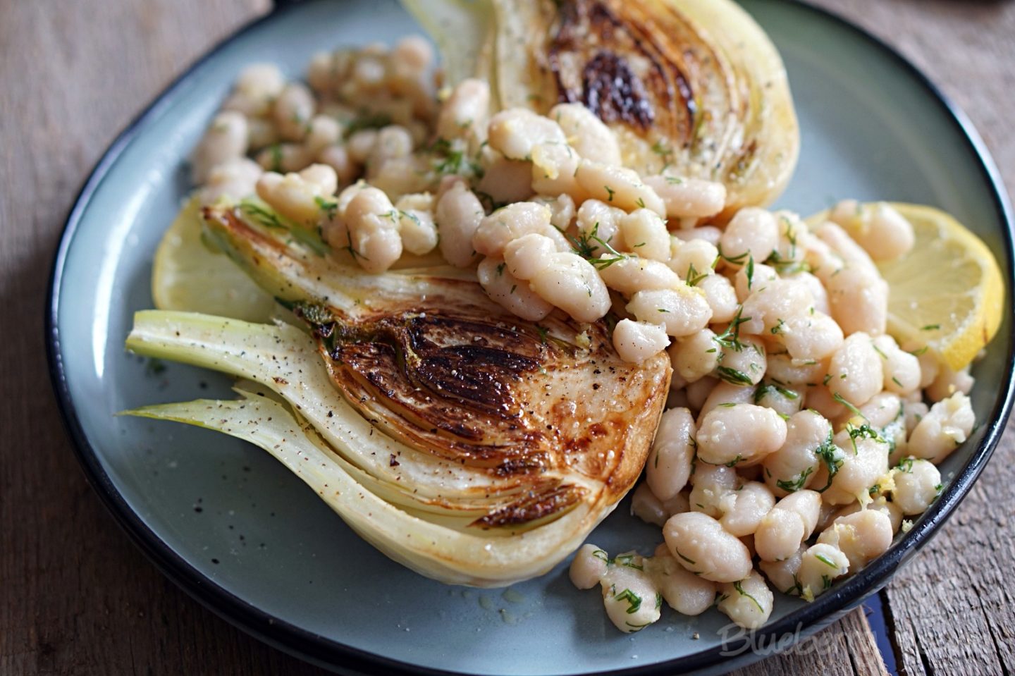 Gebratener Fenchel mit Zitronen-Knoblauch-Bohnen - Blueberry Vegan